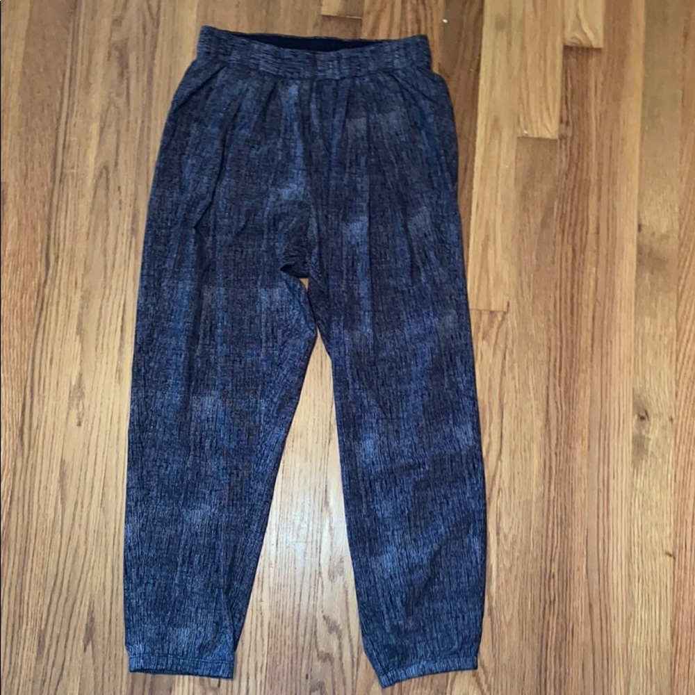 lululemon joggers